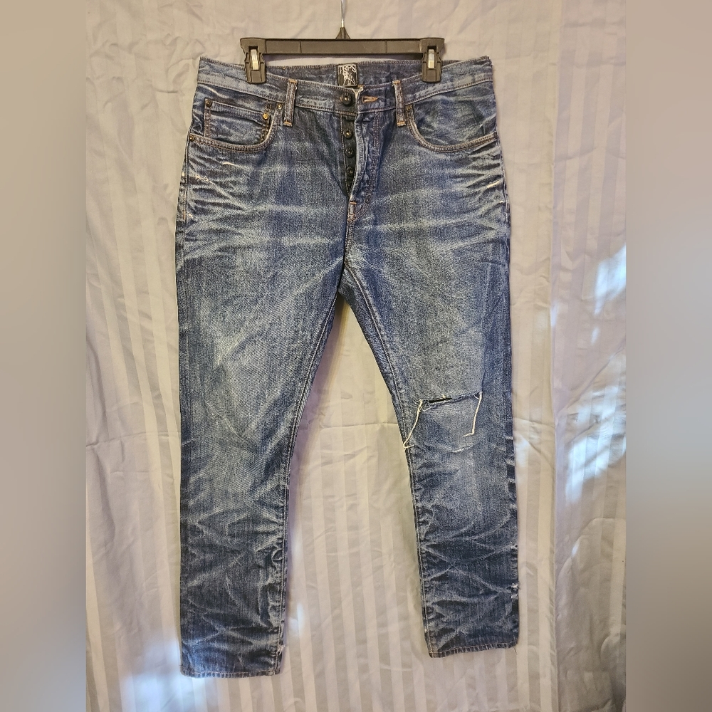 PRPS Size 34 Demon Fit distressed jeans